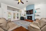 105 Watersedge Lane - Photo 2