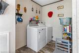 1833 Sunnyside Drive - Photo 17