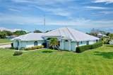 825 Holly Drive - Photo 4
