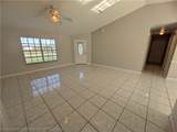 316 Cougar Boulevard - Photo 9