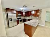 1409 Palm Way - Photo 15