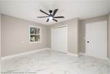 1050 Knollwood Circle - Photo 38