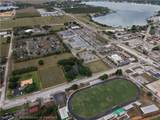 317 Dal Hall Boulevard - Photo 2