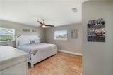 864 Peachtree Drive - Photo 16