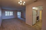 2527 Davis Circle - Photo 2