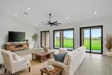 733 Sunset Pointe Drive - Photo 17