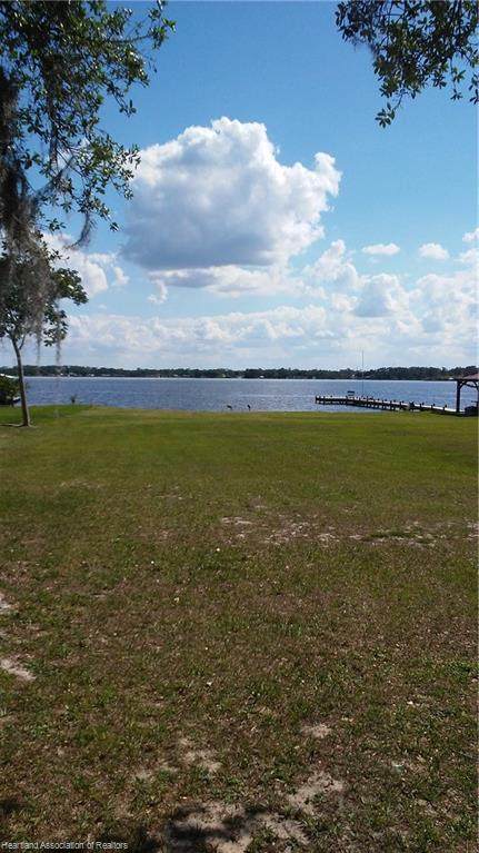 1915 Manatee Drive - Photo 1