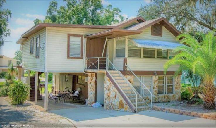 1641 Lakeview Drive - Photo 1