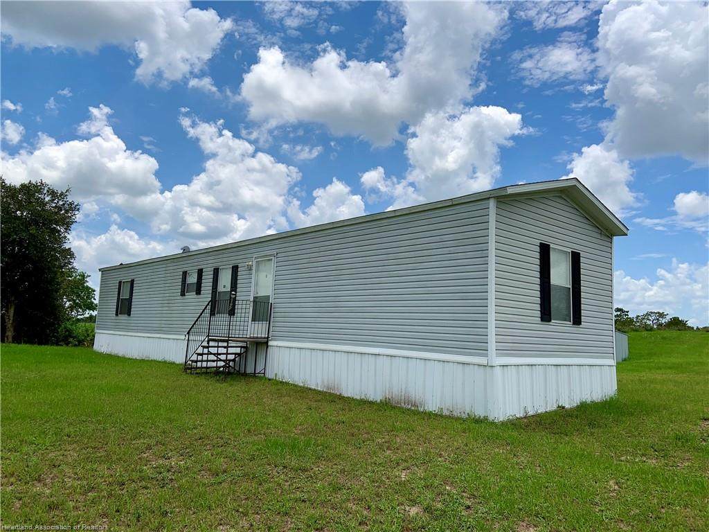 1138 Hopkins Lane - Photo 1