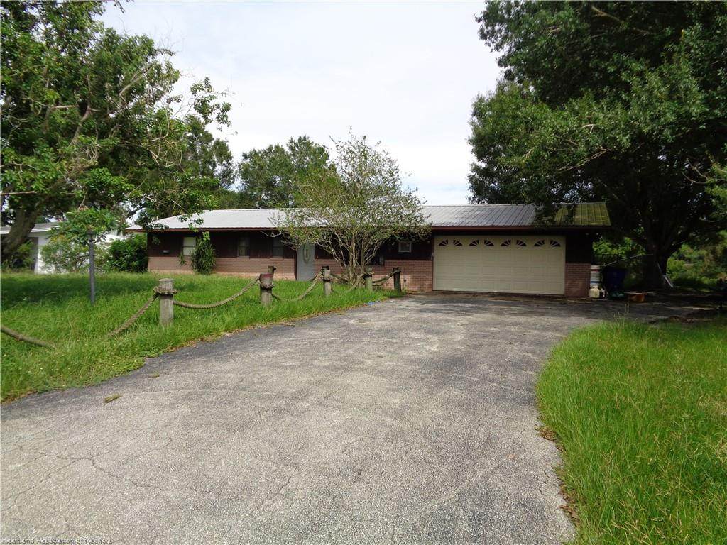 1709 Circle Drive - Photo 1
