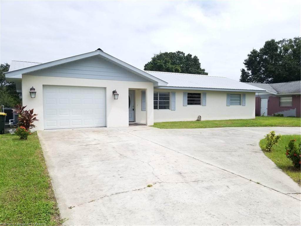 319 Fox Ridge Road - Photo 1