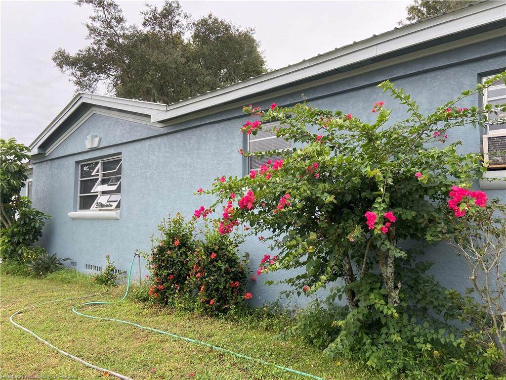 1620 Hitakee Avenue - Photo 1