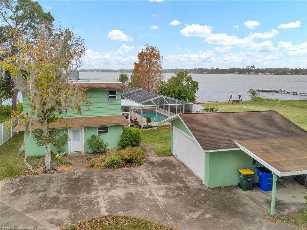 1903 Manatee Drive - Photo 1