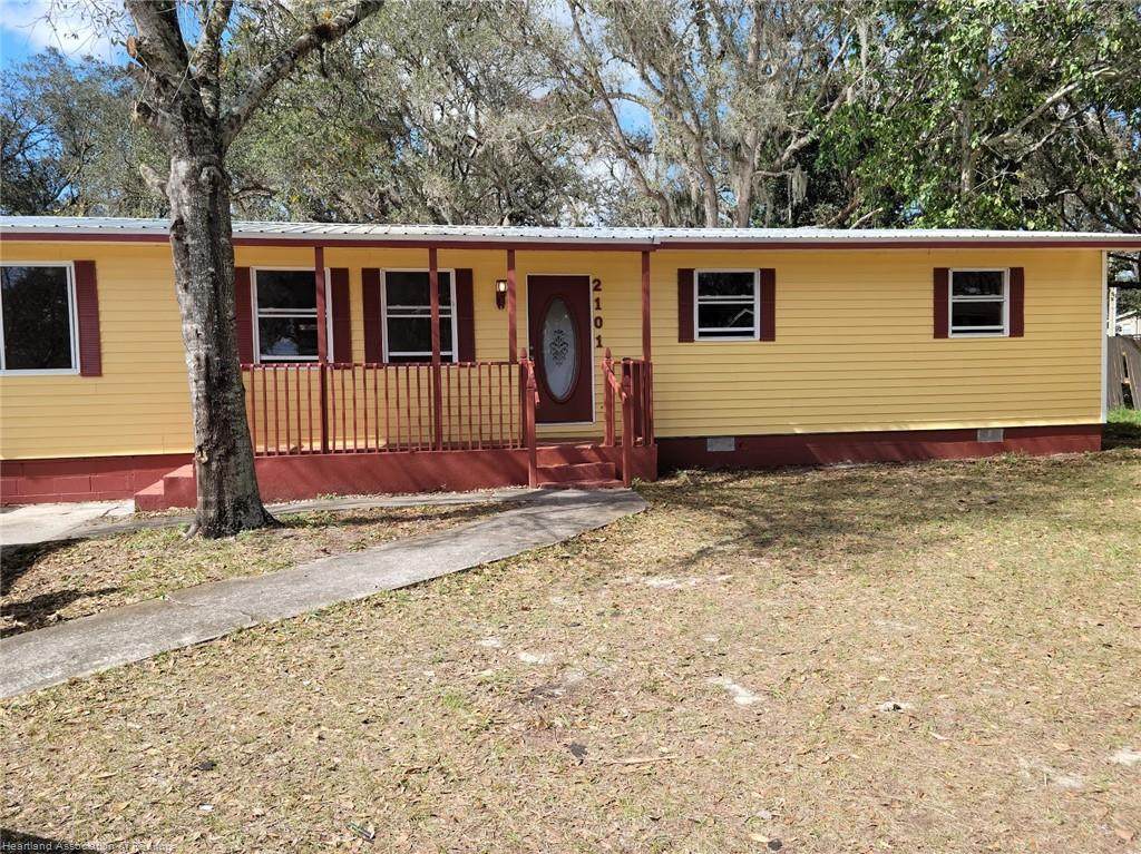 2101 Orange Blossom Avenue - Photo 1