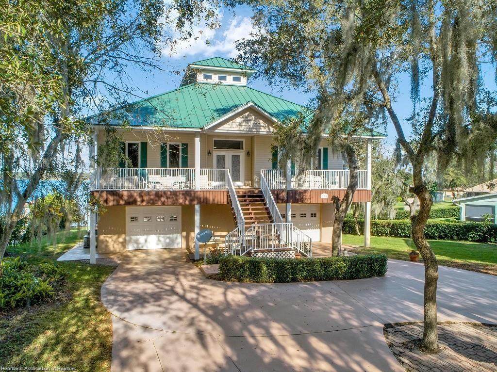 254 Huntley Drive - Photo 1