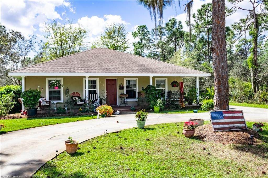 318 Meadowlark Avenue - Photo 1