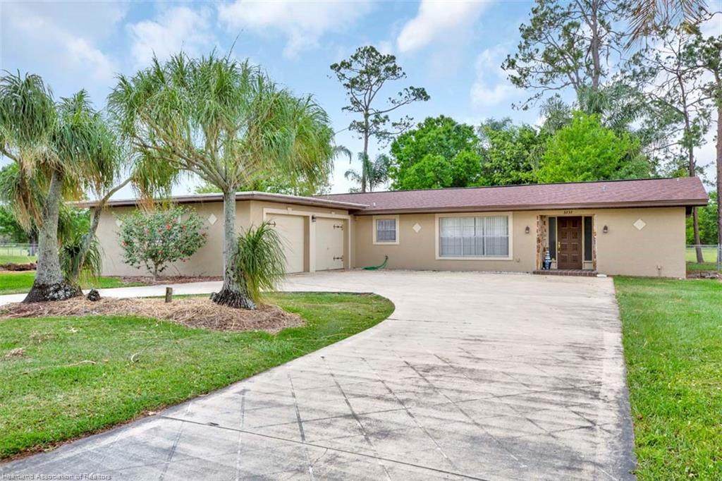 3232 Golfview Road - Photo 1