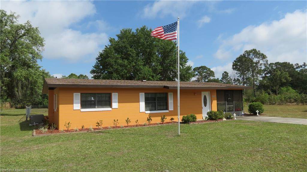 4908 Lakewood Road - Photo 1