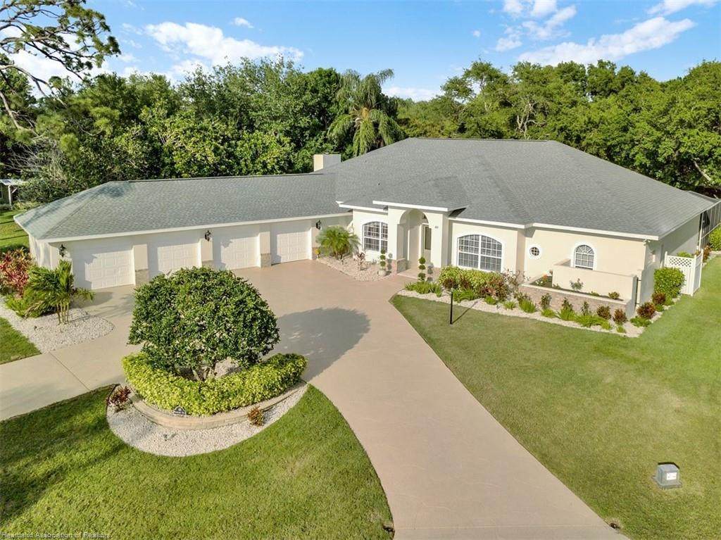 49 Meadowlake Circle - Photo 1
