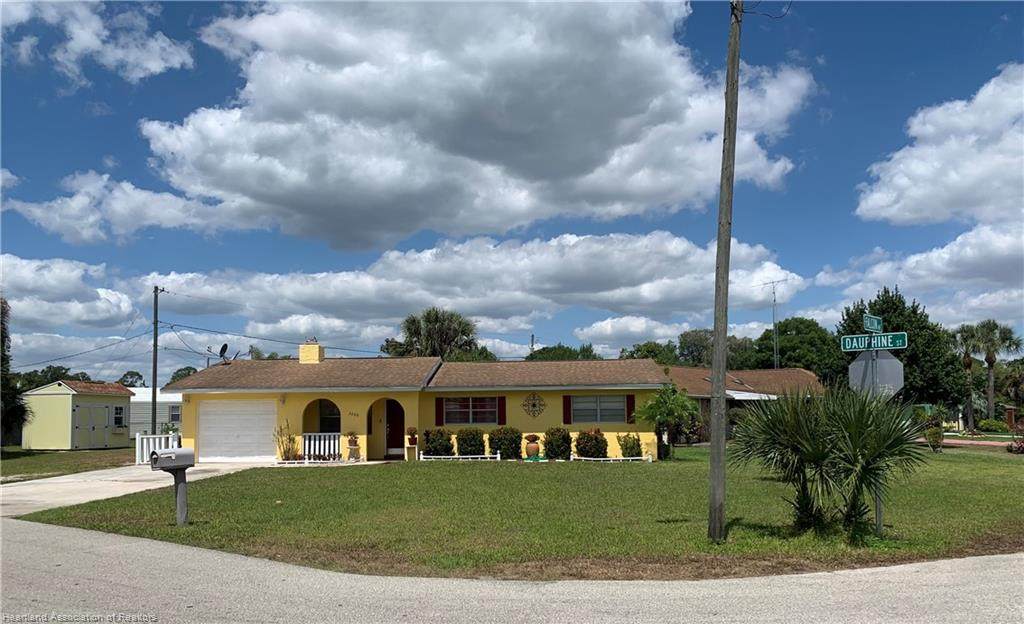 3606 Dauphine Street - Photo 1