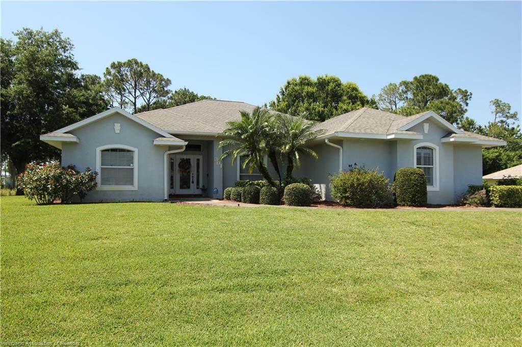 301 Sunset Drive - Photo 1