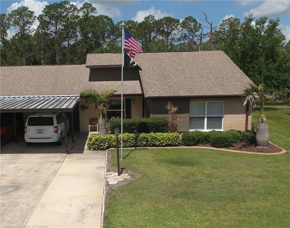 54 Jasmine Street - Photo 1