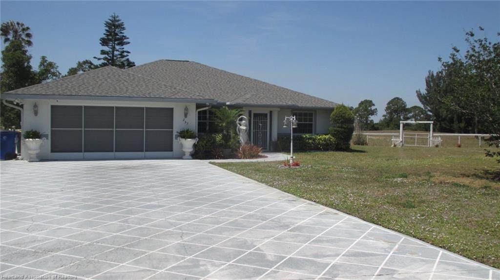 253 Golfpoint Drive - Photo 1