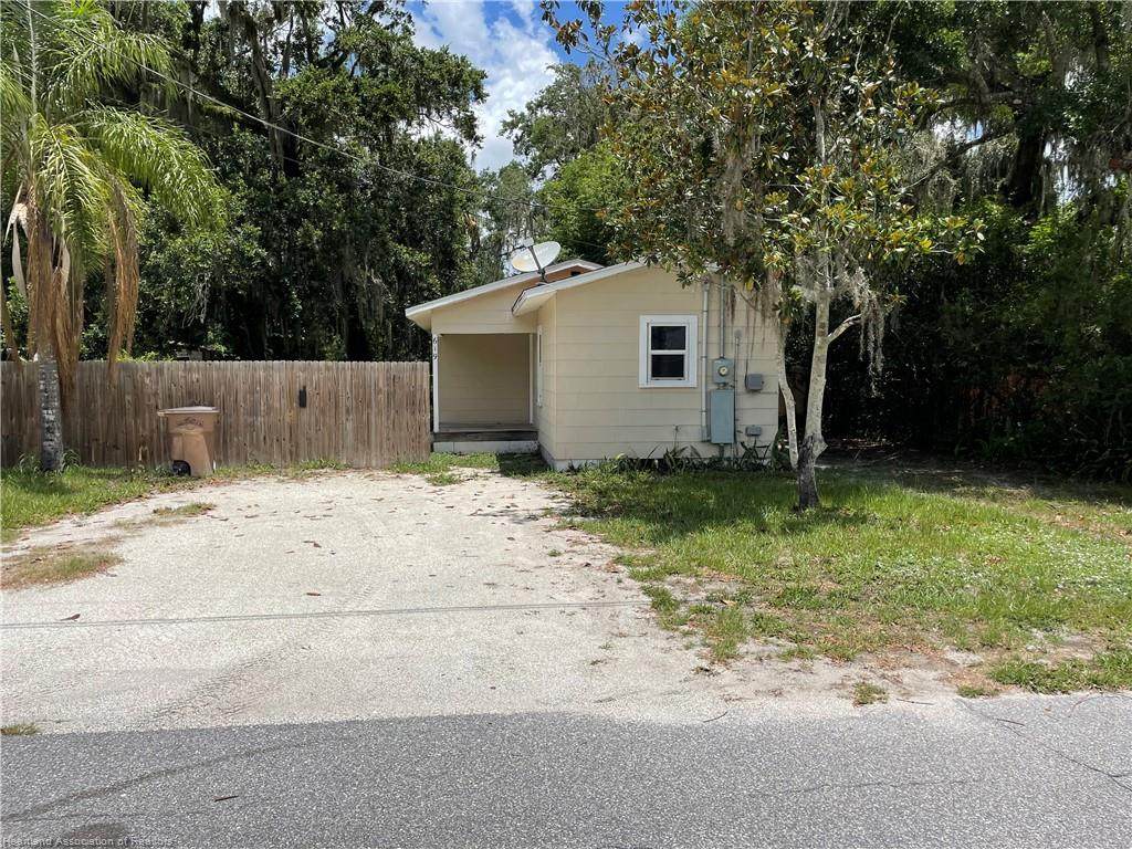 619 Green Street - Photo 1