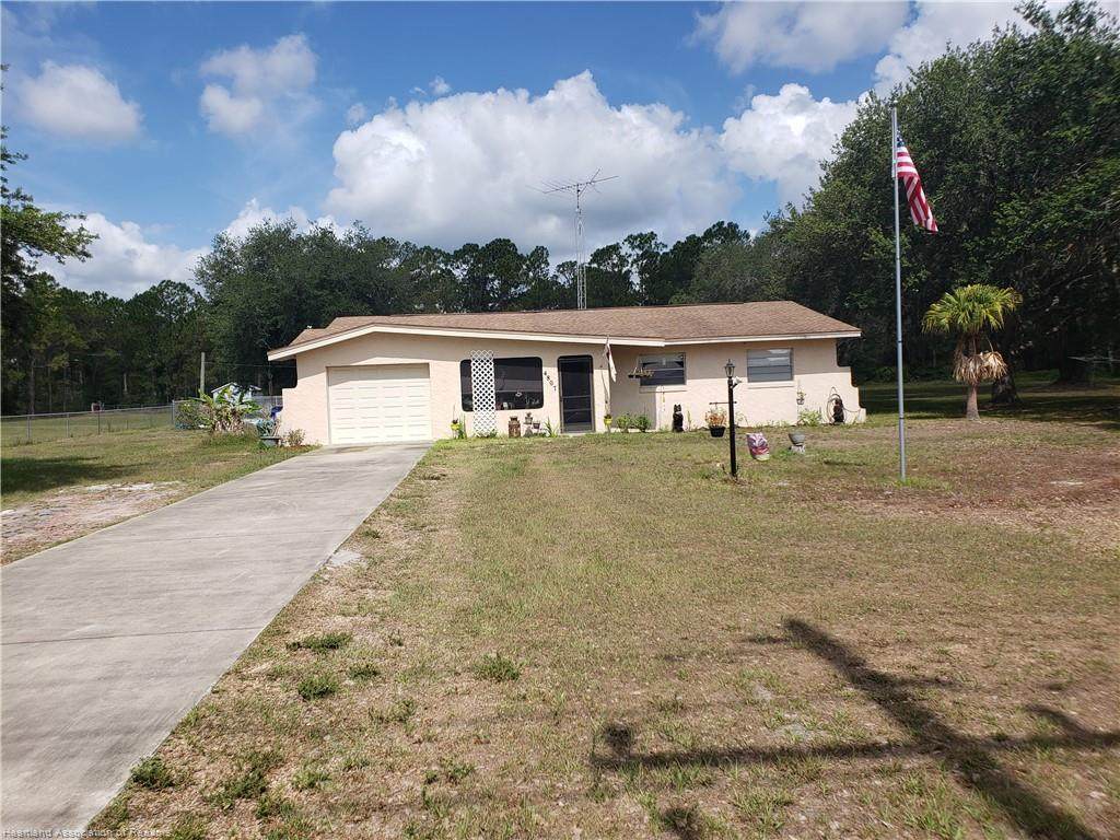 4807 Lakewood Road - Photo 1