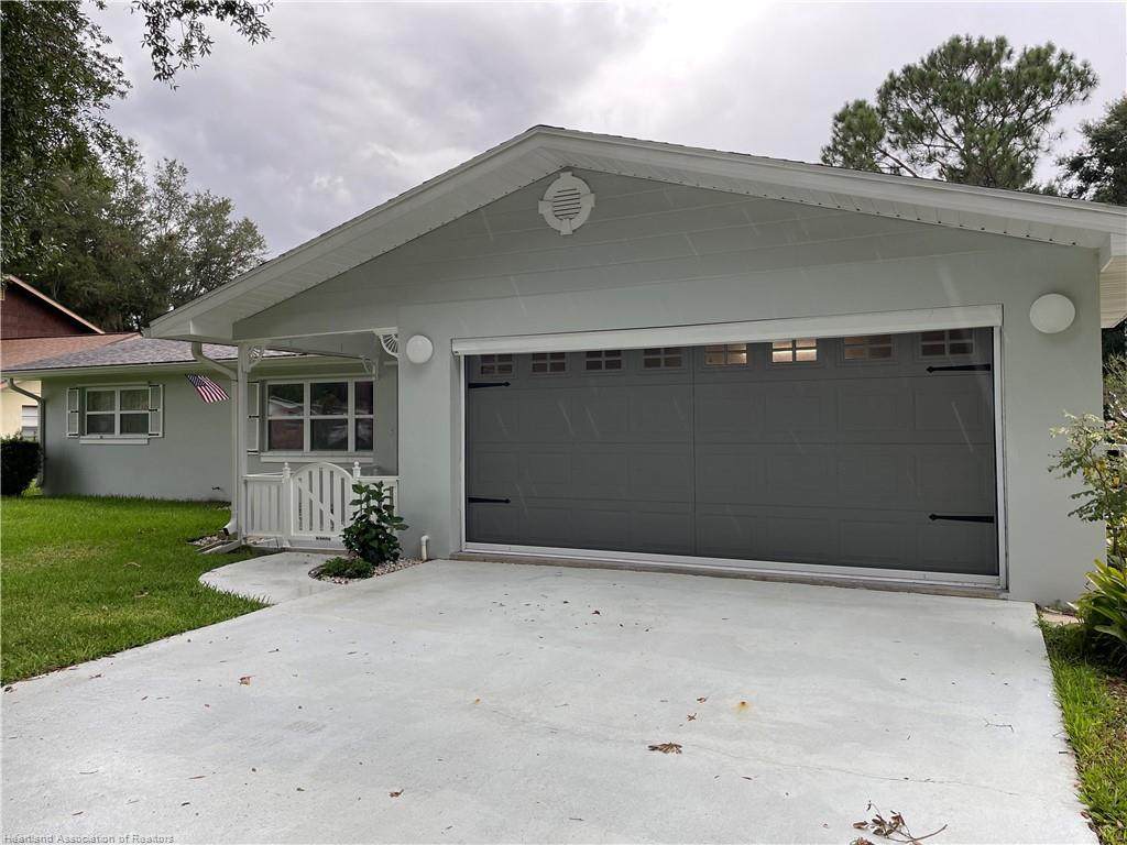 112 Lakeside Road - Photo 1