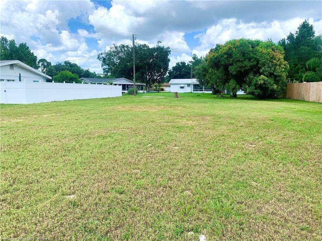 317 Sparrow Avenue - Photo 1