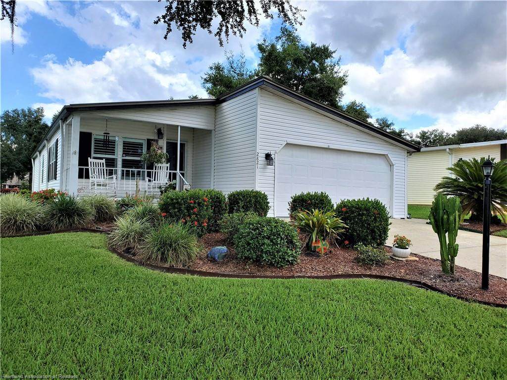 2821 Driftwood Court - Photo 1