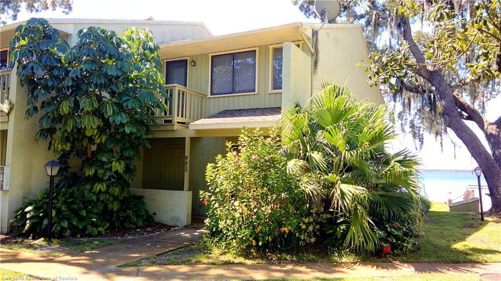 1561 Lakeview Drive - Photo 1