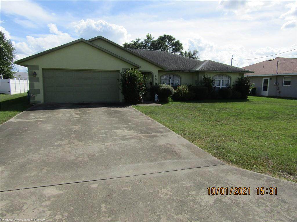4413 Shad Drive - Photo 1