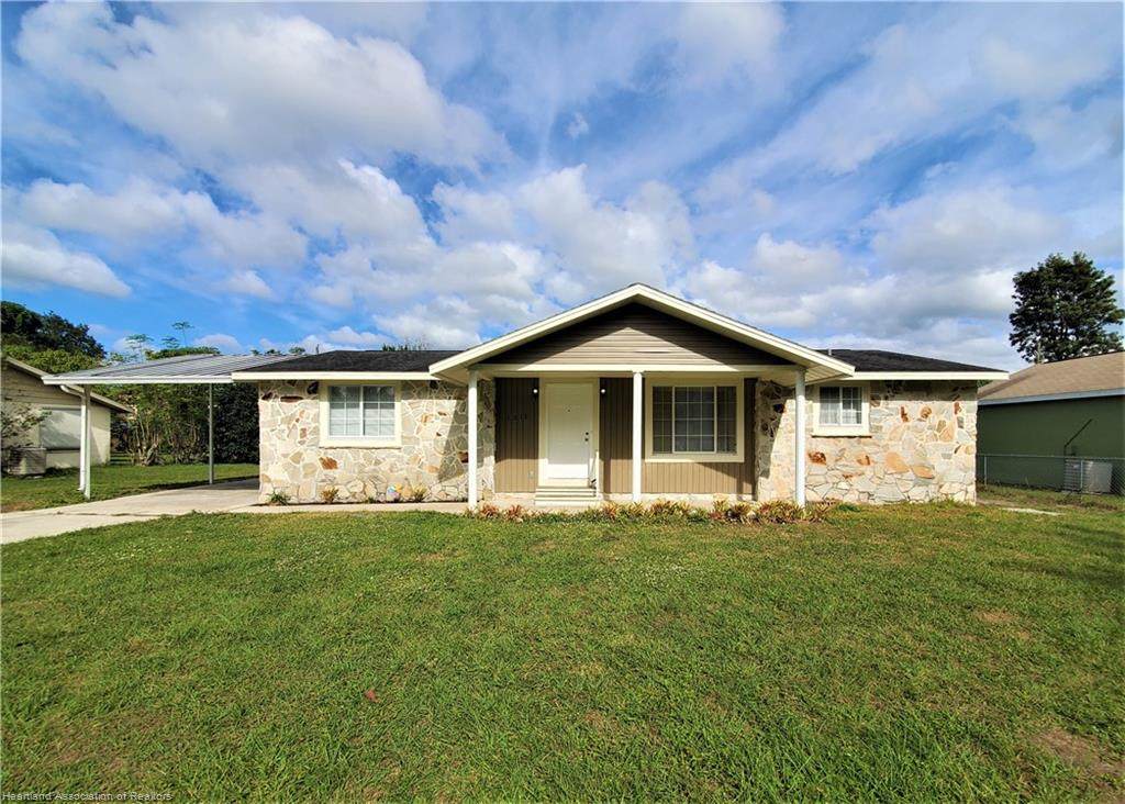 1316 Stratford Road - Photo 1