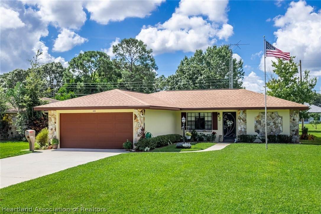 308 Loon Avenue - Photo 1