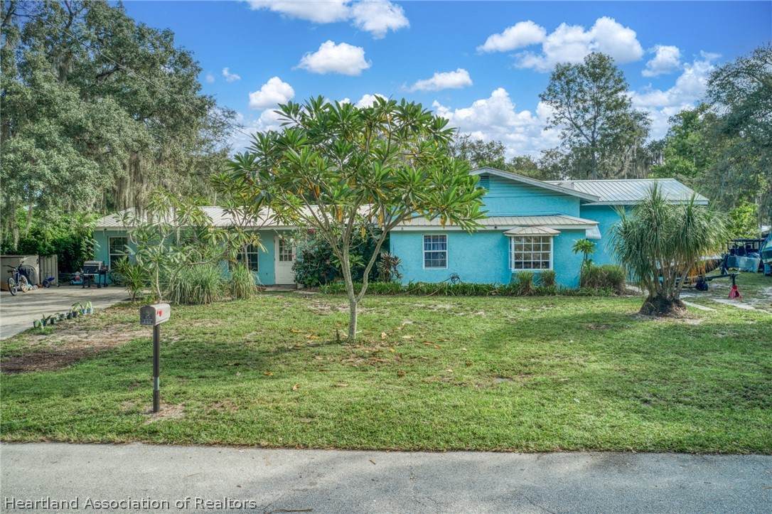 2124 Gardenview Road - Photo 1