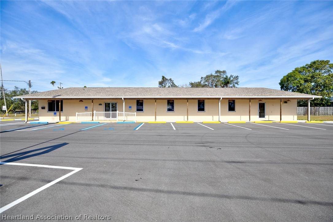 3400 Sebring Parkway - Photo 1
