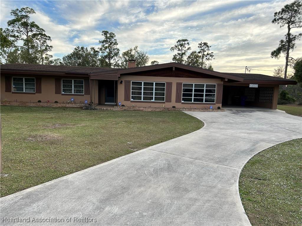 3505 Golfview Road - Photo 1