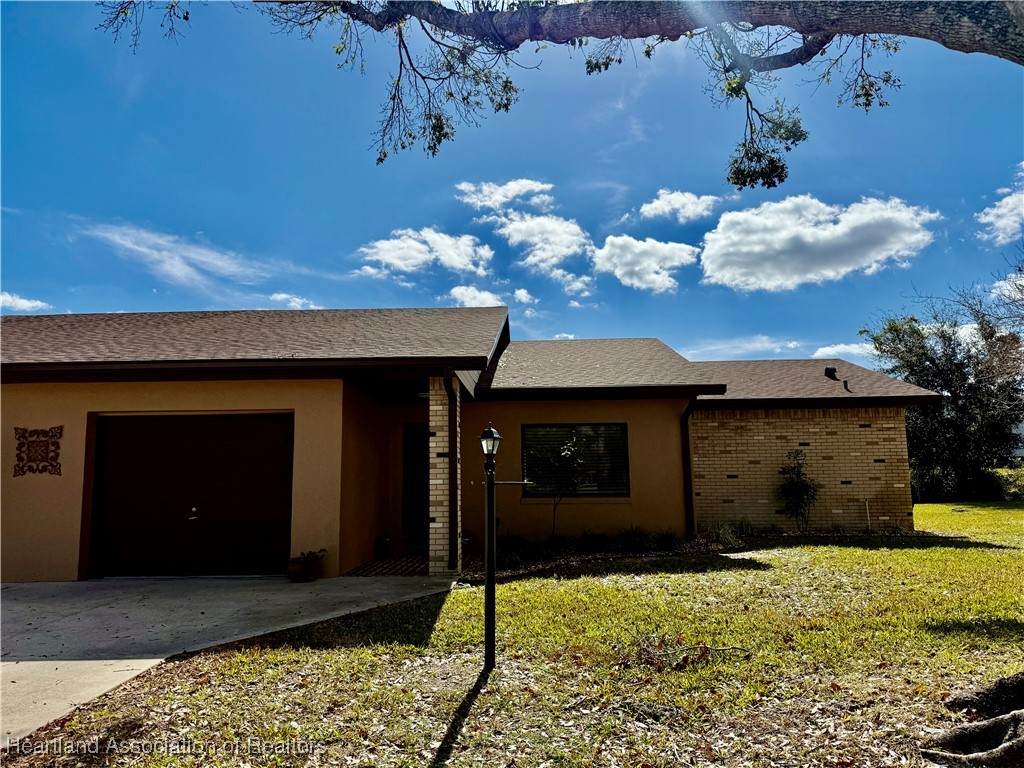 2400 Hidden Creek Circle - Photo 1
