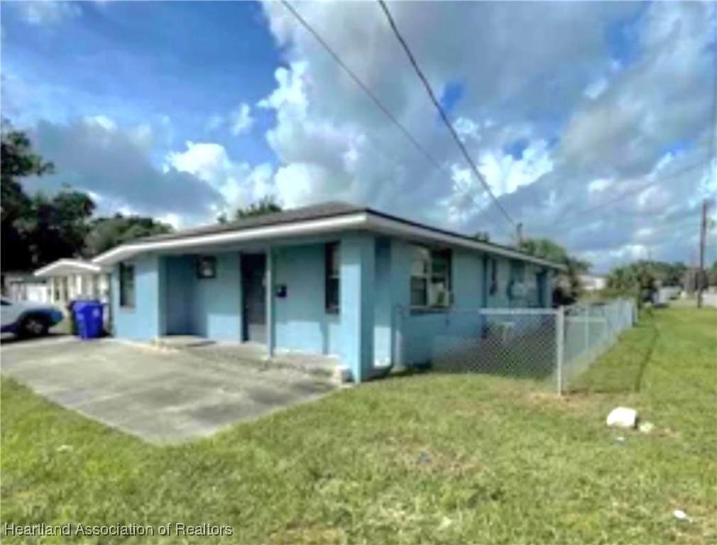 1301 Josephine Street - Photo 1