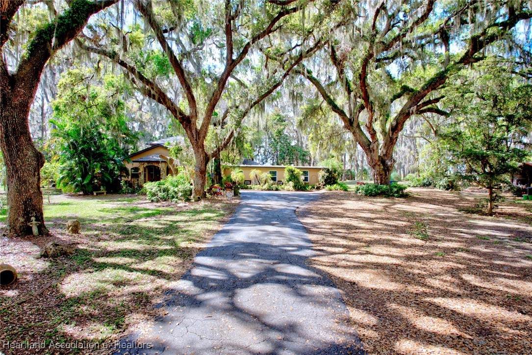 1525 Oak Ridge Drive - Photo 1