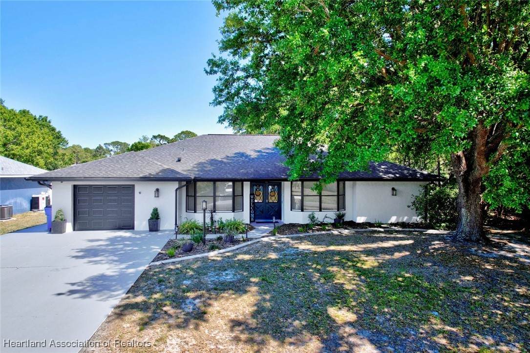 4002 Fonseca Avenue - Photo 1