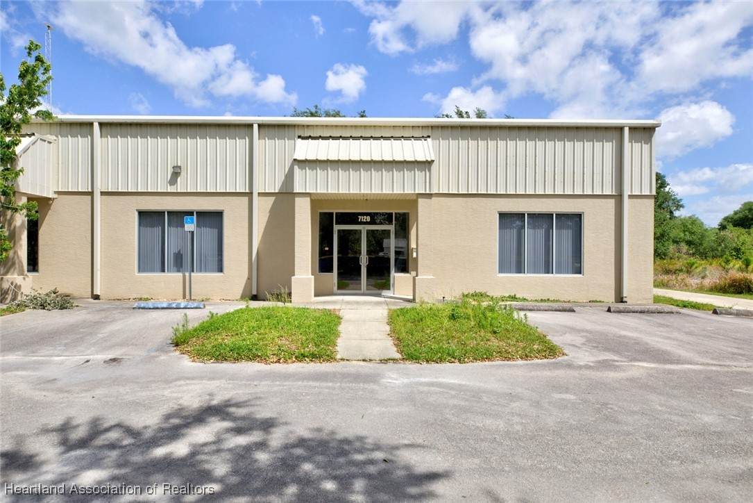7120 Schumacher Road - Photo 1