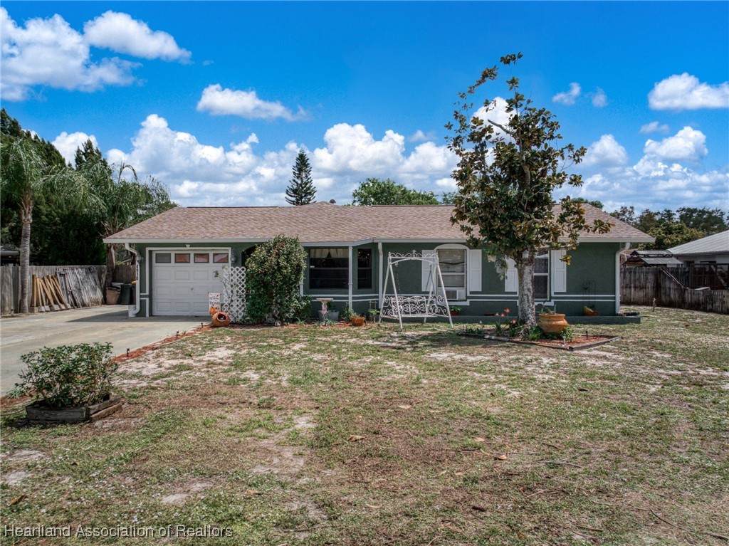 4910 Perch Avenue - Photo 1
