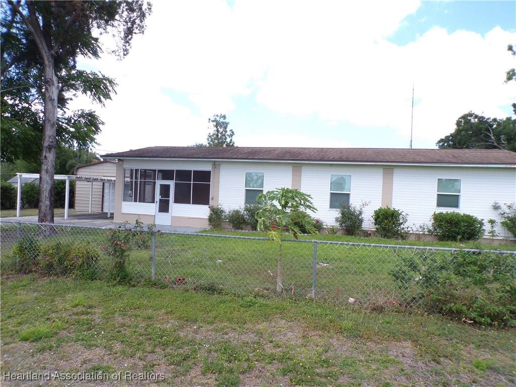 206 Palmetto Drive - Photo 1