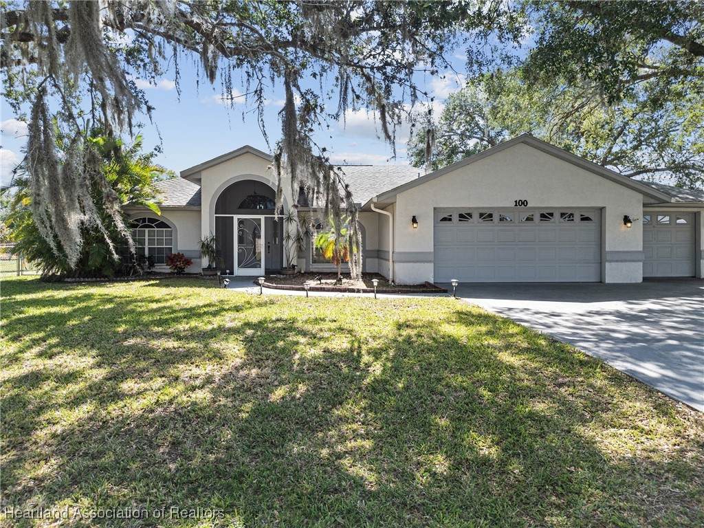 100 Oak Knolls Circle - Photo 1