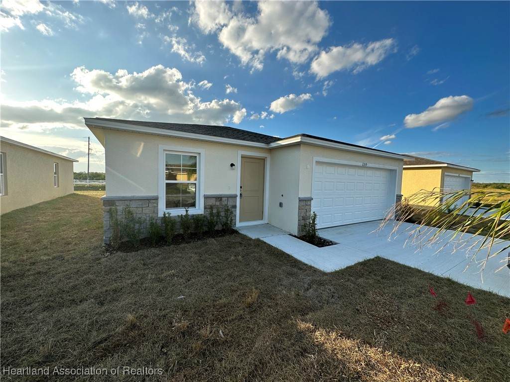 1209 Stone Ridge Circle - Photo 1