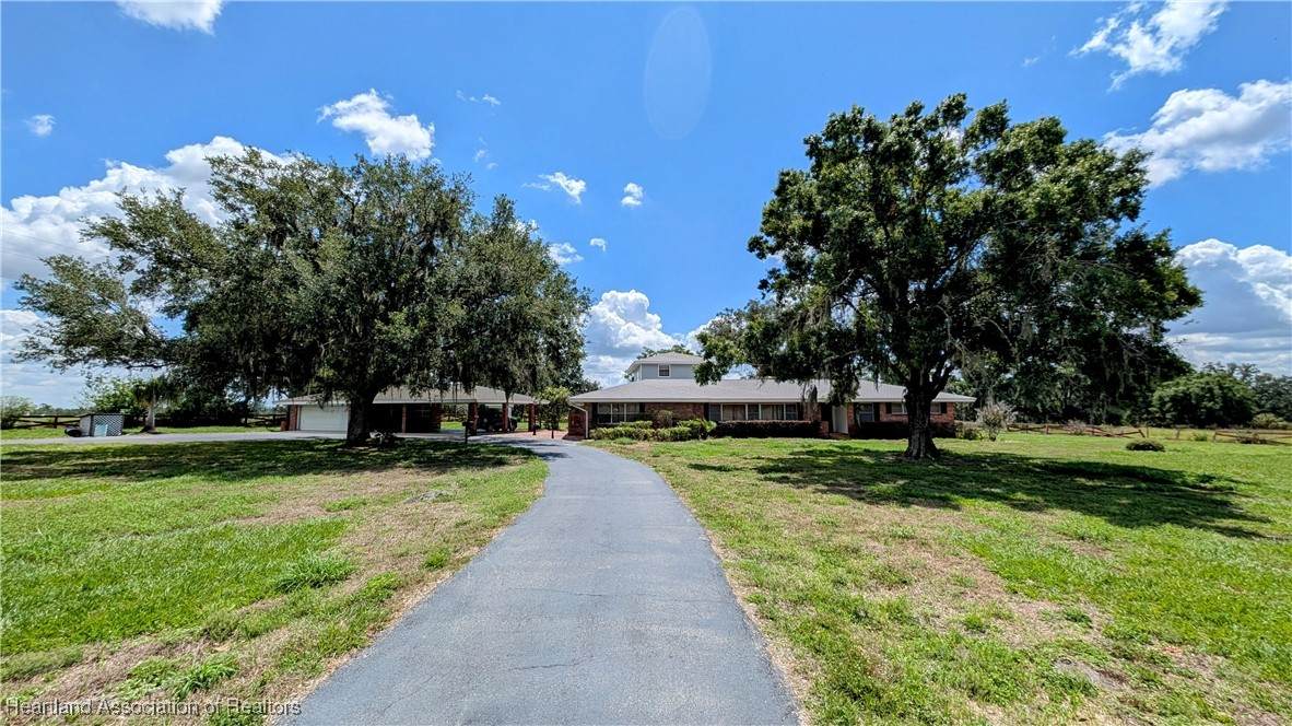 1150 Saunders Lane - Photo 1