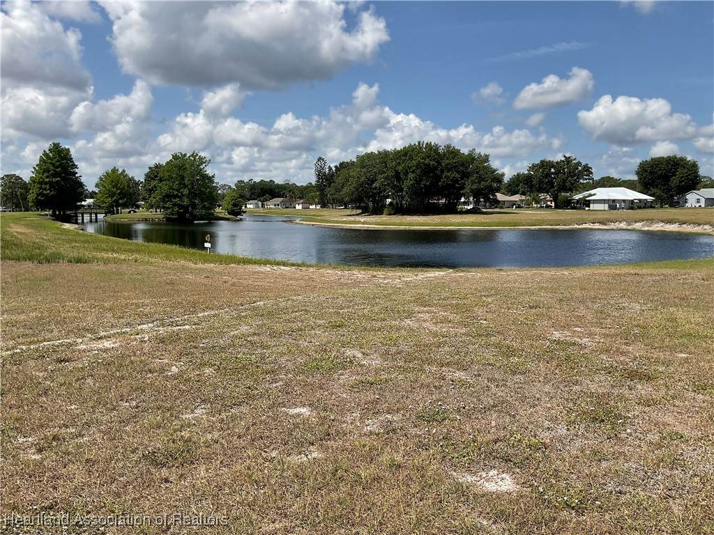 21 Corkwood Avenue - Photo 1
